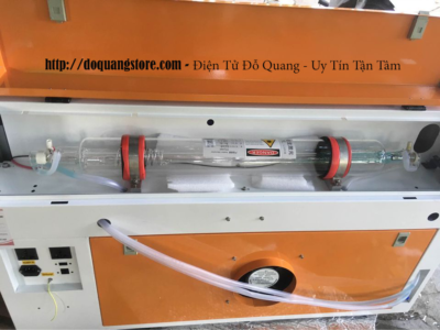 máy khắc laser 6040